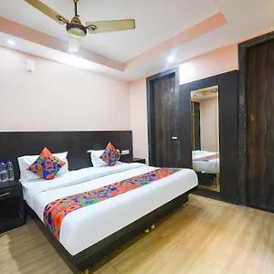Fabhotel Moon Light Near Yashobhoomi Convention Centre 3*, New Delhi India