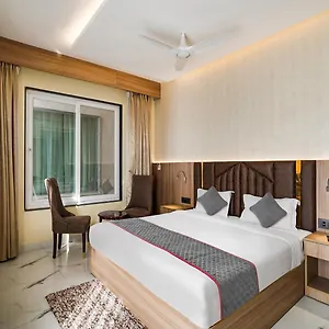 Ivy Plaza Near Delhi Airport 4*, New Delhi India